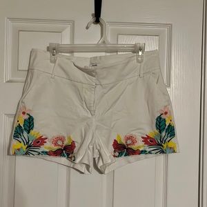 Crown & Ivy shorts. Size 8